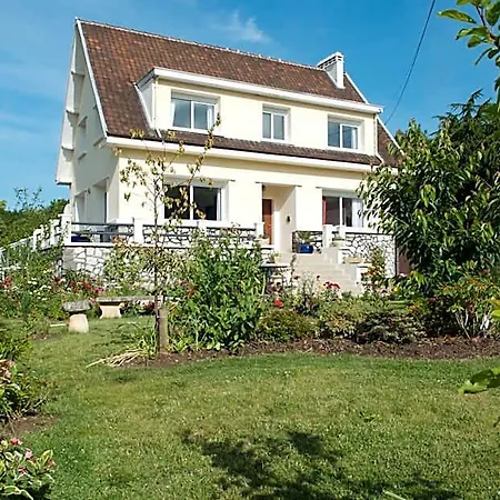 Au Jardin Saint Laurent Bed & Breakfast