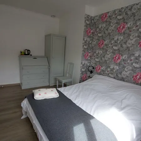 Au Jardin Saint Laurent 3*