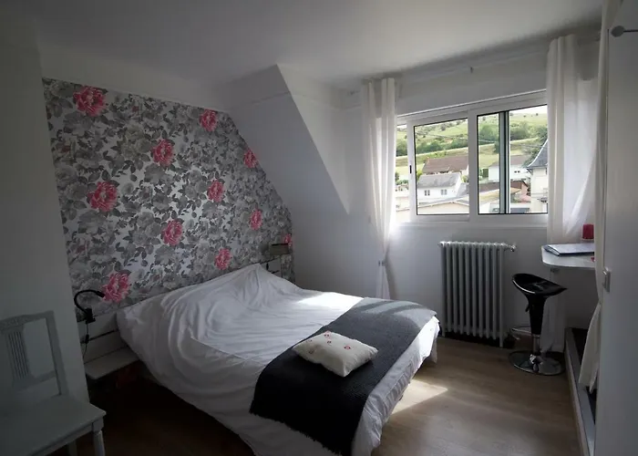 圣罗兰金花园住宿加早餐旅馆 住宿加早餐酒店 3*